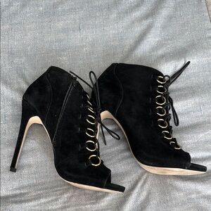 Elegant Black Lace-Up Heels suede with gold hooks